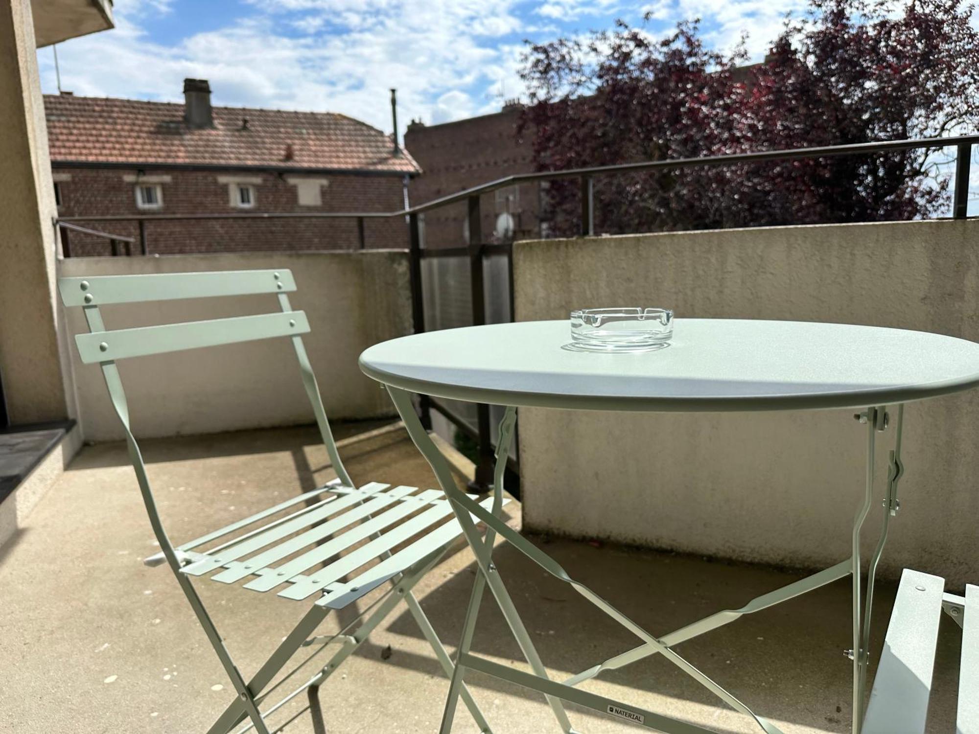 Appartement Proche Paris-Aeroport Cdg-Gare-Disney Villiers-le-Bel Luaran gambar