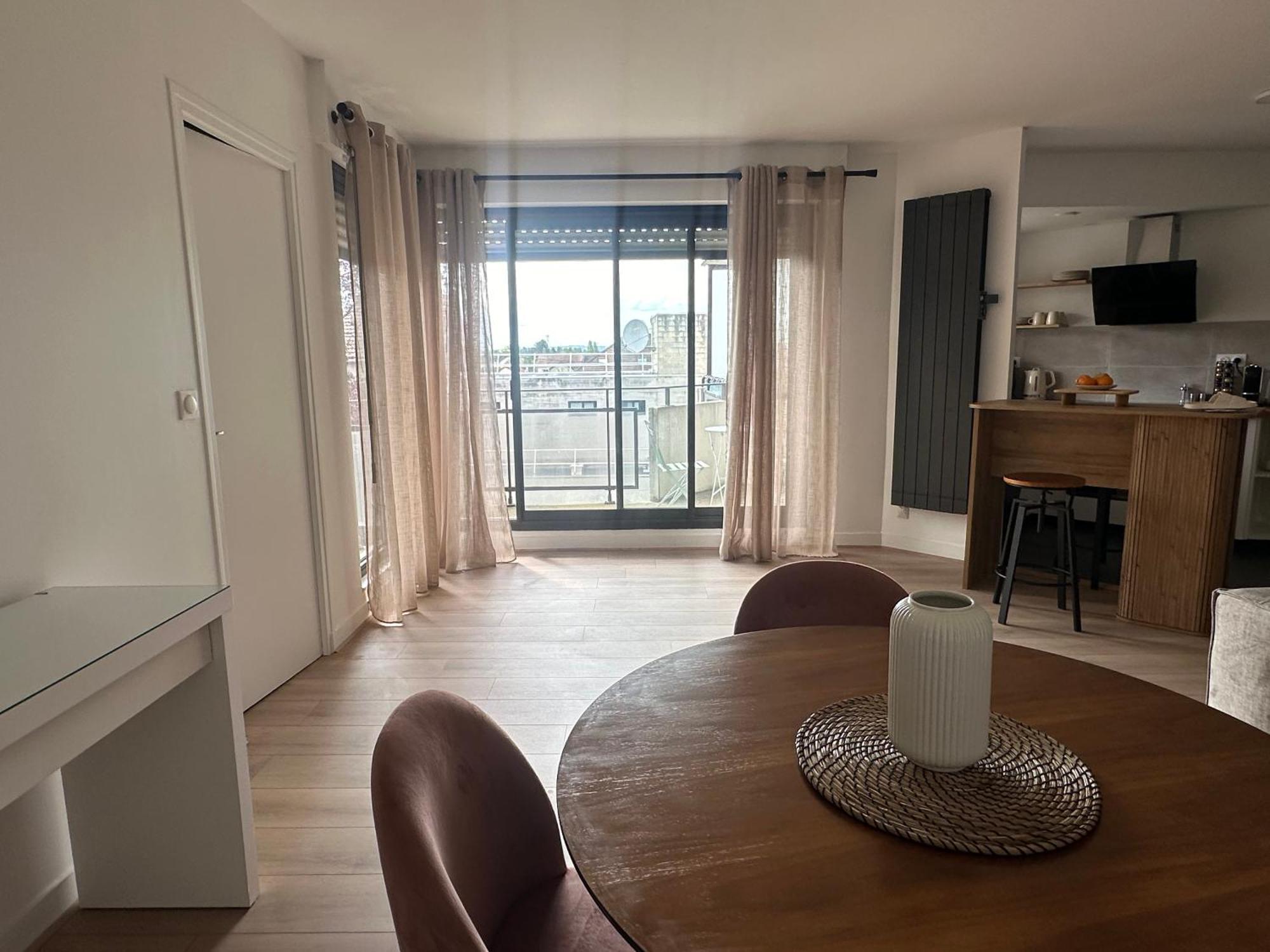 Appartement Proche Paris-Aeroport Cdg-Gare-Disney Villiers-le-Bel Luaran gambar